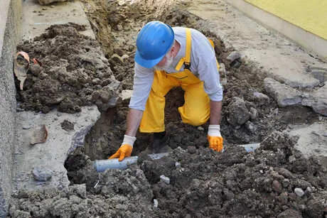 plumber-sewer-pipe-cleaning